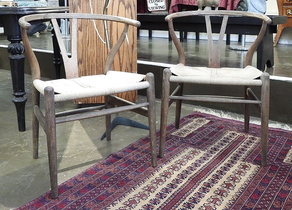 Pair of Carl Hansen & Son Hans Wegner Wishbone Chairs. (1 of 6)