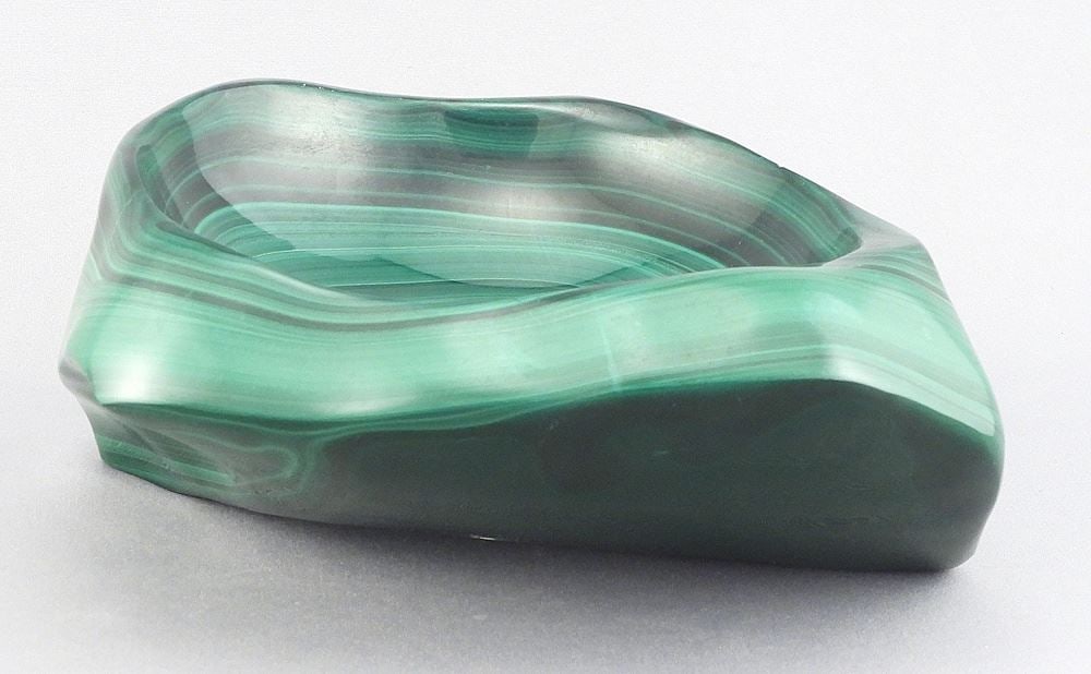 Polished Malachite Bowl, 2 3/4 x 6 1/4 x 6 3/4", 2890g. (1 of 4)