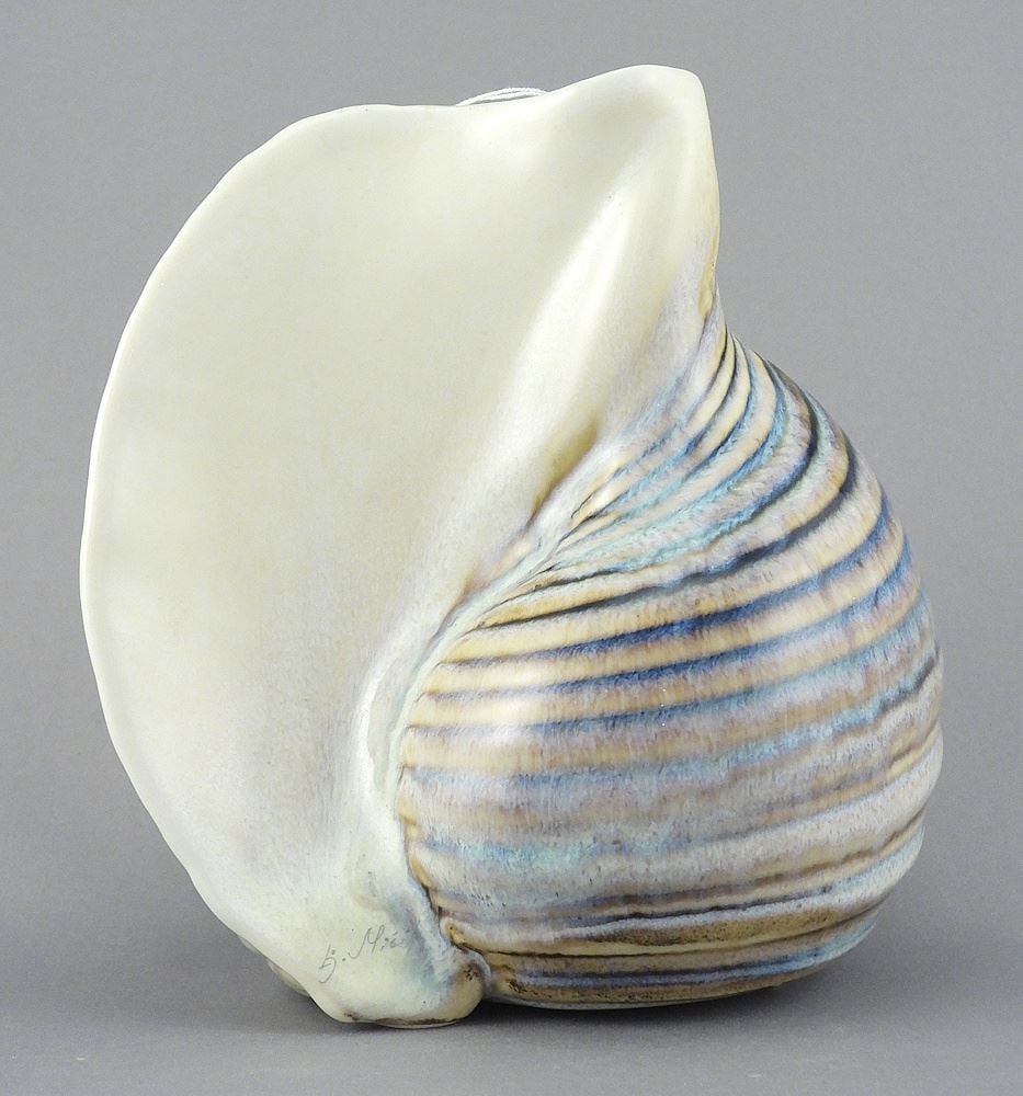 Goebel "Shell" Vase, Ljubisa Misic 1987, 5 1/2"h. (1 of 4)