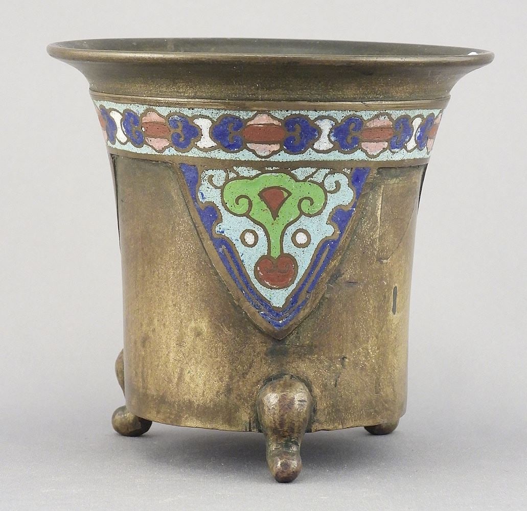 19th C. Chinese Copper Bodied Cloisonne Enamel Tripod Incense Burner, 4 1/4"h.: 19th C. Chinese Copper Bodied Cloisonne Enamel Tripod Incense Burner, 4 1/4"h.