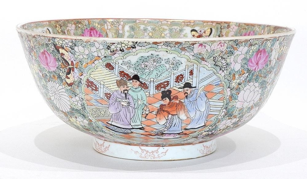 Chinese Rose Mandarin Porcelain Bowl, Overglaze Red Enamel Mark, 9 1/8"h, 20th C. (1 of 4)