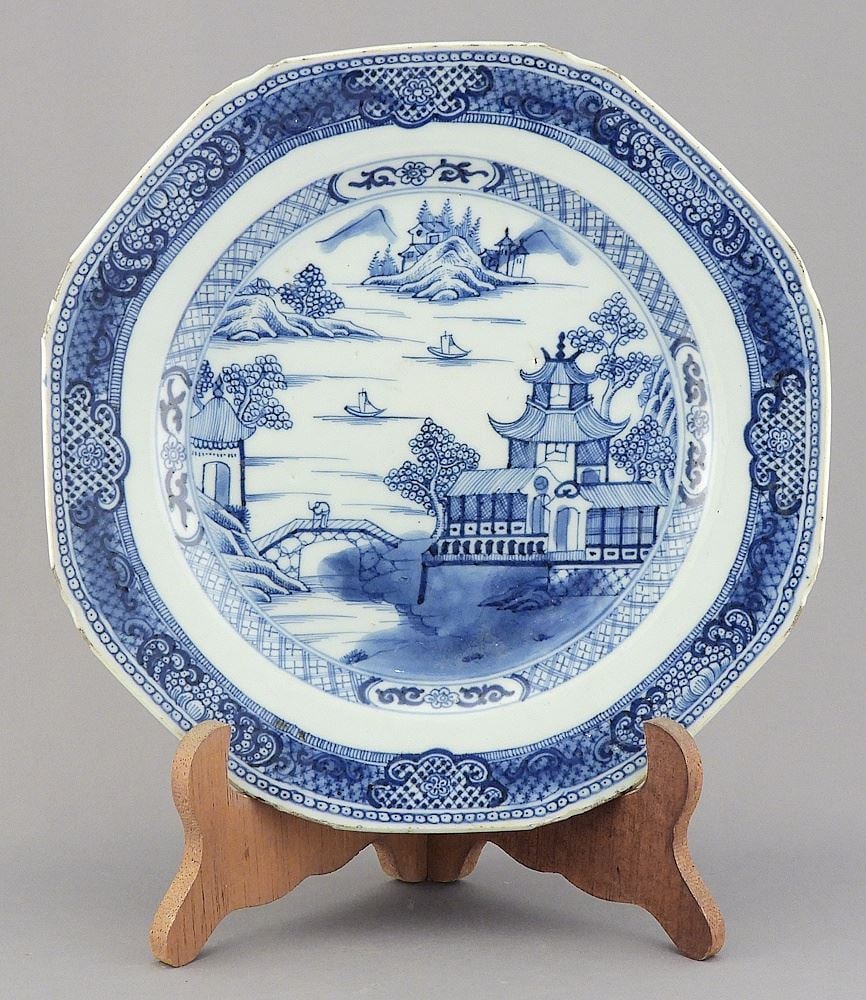 Chinese Export Porcelain Plate C.1760, 9" Diameter (hairline noted): Chinese Export Porcelain Plate C.1760, 9" Diameter (hairline noted)