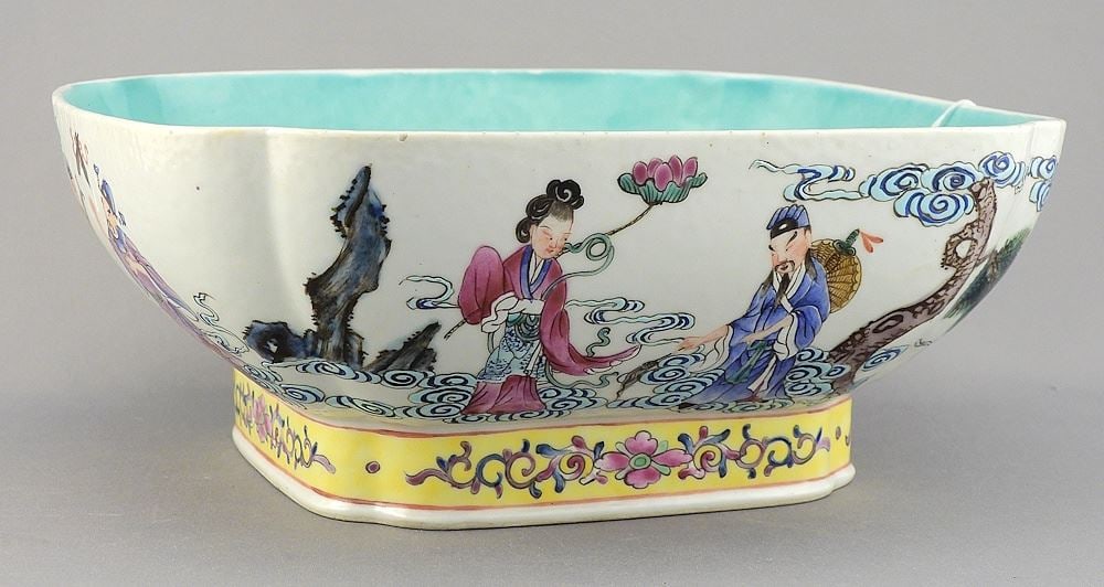 Chinese Famille Rose Porcelain Square Bowl with Yongzheng Mark, 3 5/8 x 9 1/8 x 9 1/8".: Chinese Famille Rose Porcelain Square Bowl with Yongzheng Mark, 3 5/8 x 9 1/8 x 9 1/8".