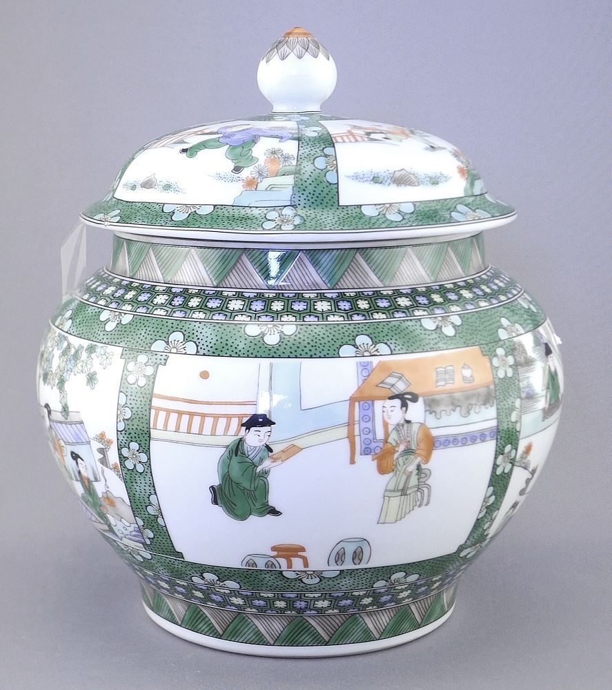Chinese Reproduction Commemorative Famille Vert Porcelain Covered Jar, 7 7/8"h. (1 of 5)