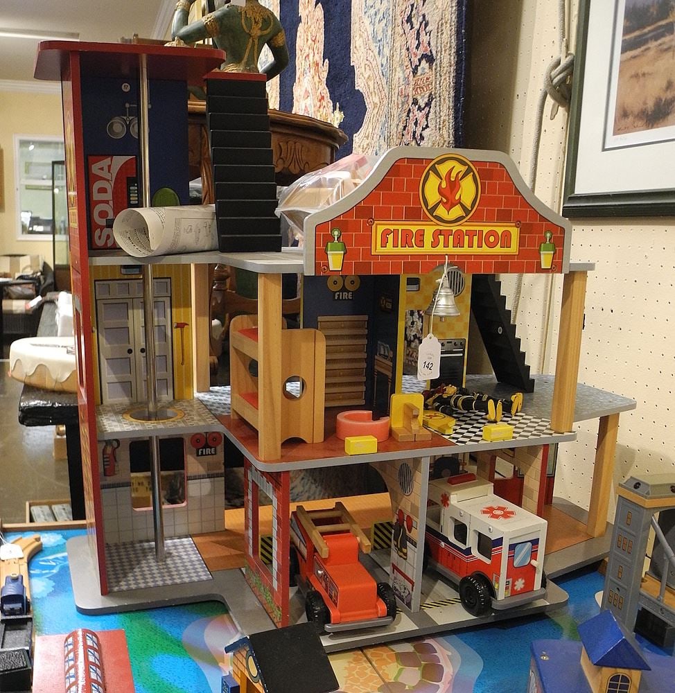 KidKraft Deluxe Fire Station Set with Accessories & Assembly Instructions. (1 of 4)