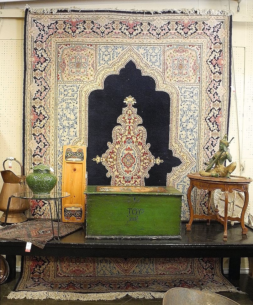 Hand Knotted Persian Kerman Carpet Approximately 7' x . (1 of 2)