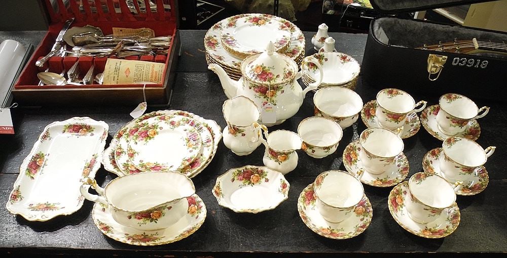 Royal Albert China Part Tea Service. (1 of 3)