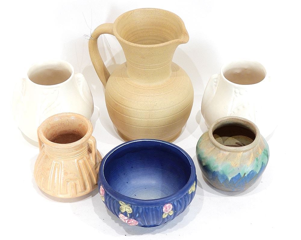 Collection of American Art Pottery Vases: Roseville/Hillstoria/Unmarked , 3 1/8 - 8"h. (1 of 2)