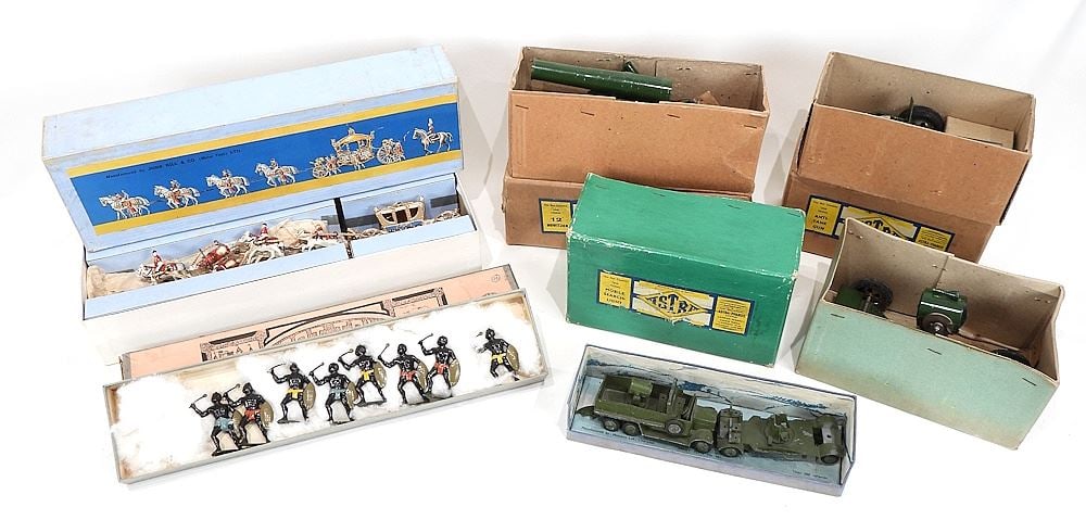 Collection of Astra (3) Fort Toys/ Meccano/Hill & Co. Guns/Light/Zulus 6 with Original Boxes. (1 of 7)