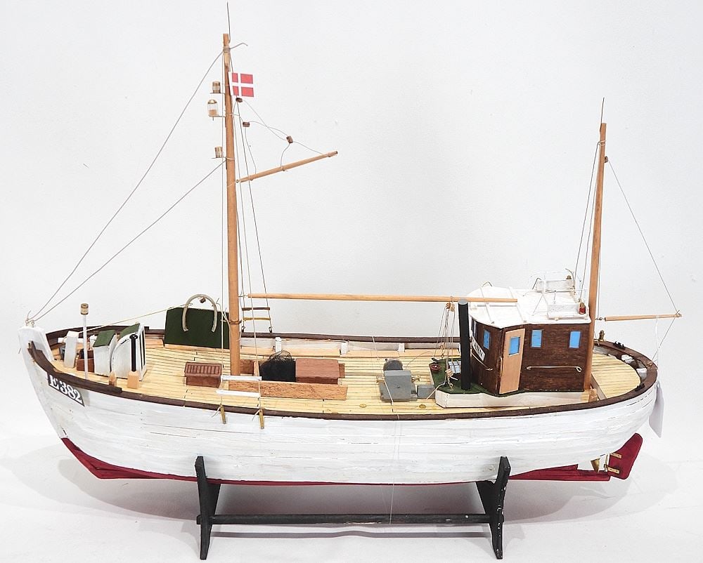 Ships Model: "Mary-Ann", 23"L. (1 of 2)