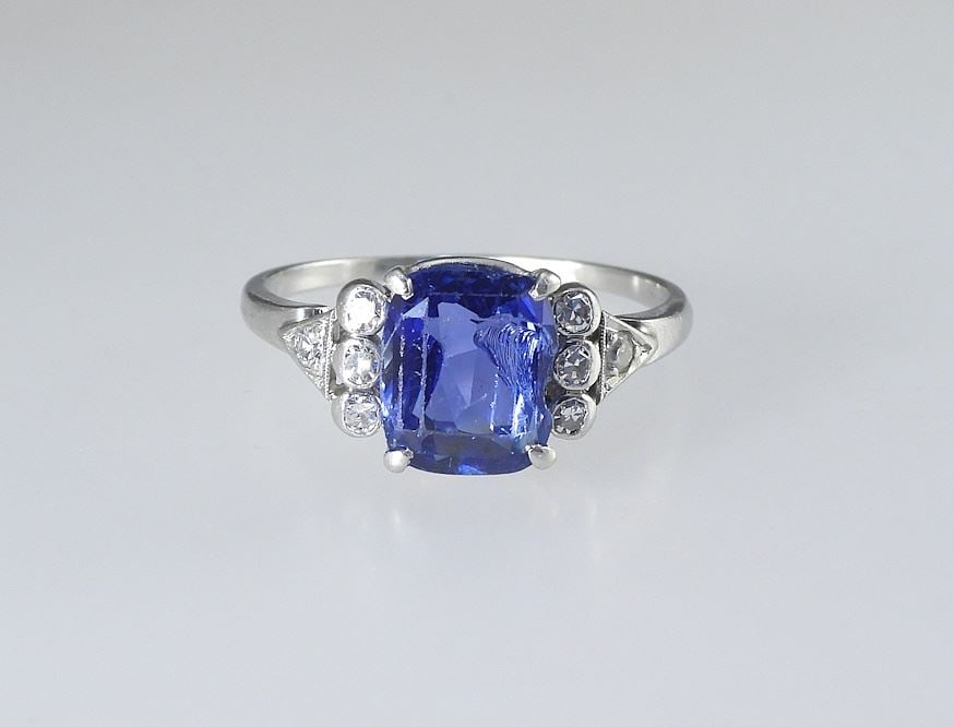 Platinum 950 Sapphire & Diamond Ring, Size 9 1/2, 5.2 grams.: Platinum 950 Sapphire & Diamond Ring, Size 9 1/2, 5.2 grams.