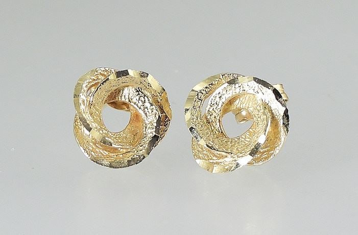 Pair of 10K (marked) Love Knot Earrings, 1.2g.: Pair of 10K (marked) Love Knot Earrings, 1.2g.