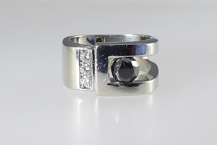 14K Custom Stirrup Shaped Shank Black & Other Diamond Ring, Size 6 1/2, 13.44g.: 14K Custom Stirrup Shaped Shank Black & Other Diamond Ring, Size 6 1/2, 13.44g.