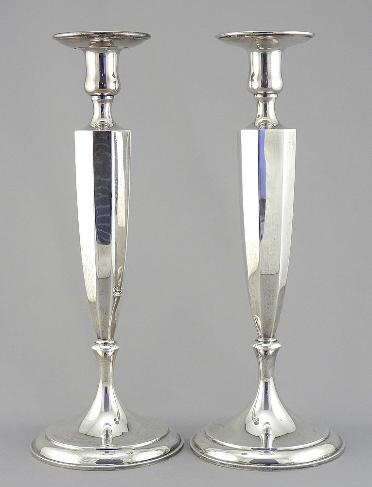 Pair of Shreve & Co. SF Weighted Sterling Silver Candlesticks, 11 1/2 "h, TW 1067g. (1 of 5)