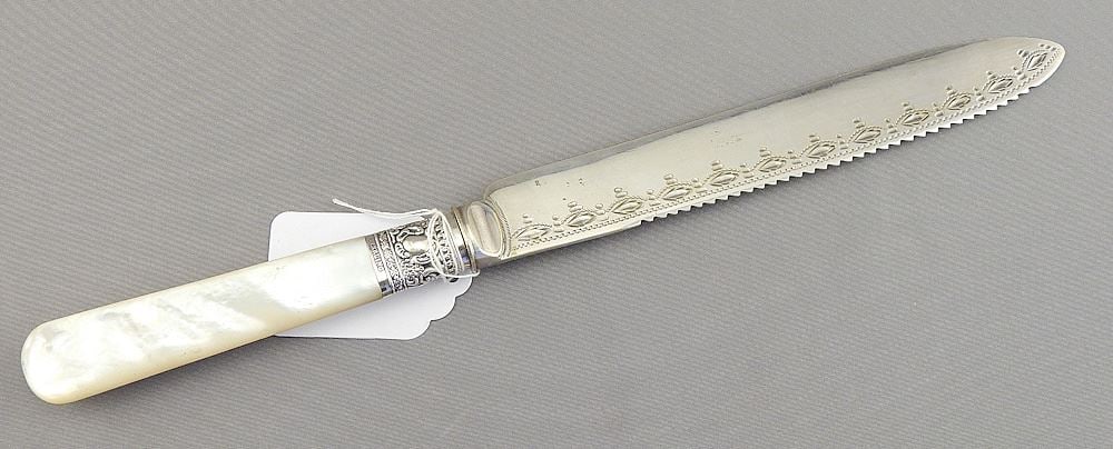 Mother of Pearl Wedding Cake Knife With Silver Ferrule, 10 3/8"Long, 75 Grams (1 of 4)
