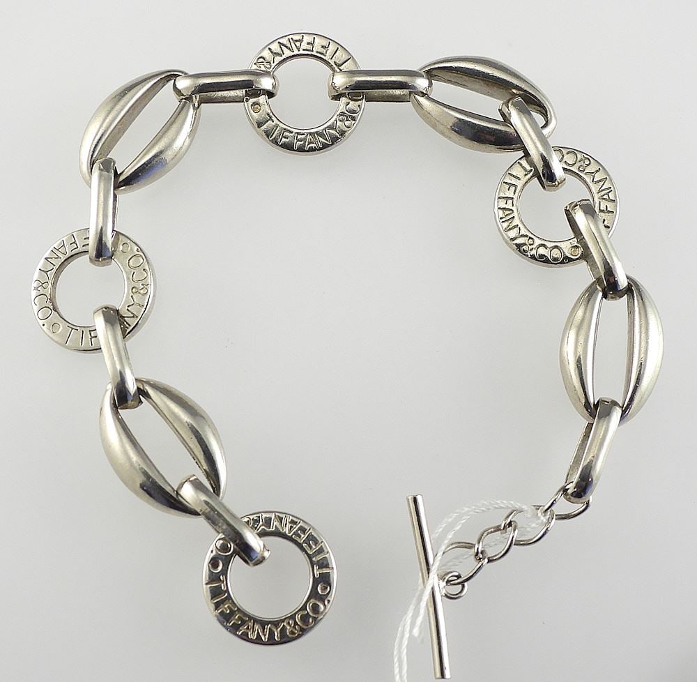 Tiffany & Co. Sterling Oval/Round Link Bracelet, 8 1/4"L, 24.4g. (1 of 4)