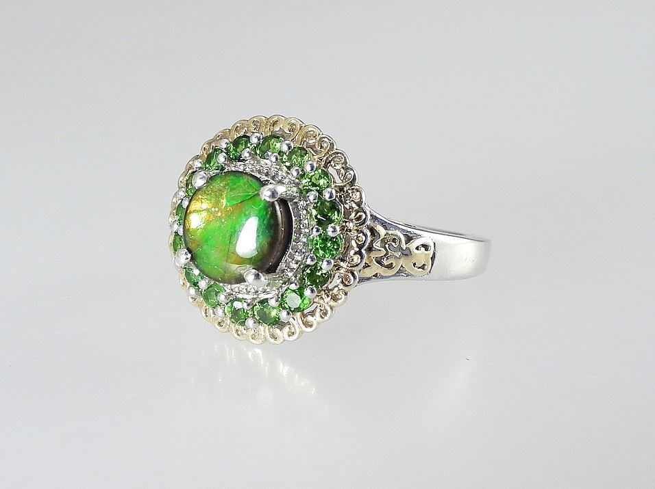 Sterling Silver (marked STS) Canadian Ammolite & Chrome Diopside Ring, Size 8, 5.8g. (1 of 5)