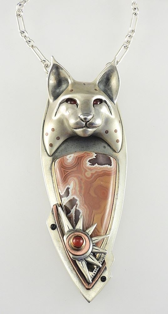 Brook Stone Jewelry "Wildcat with Sun Burst Silver Necklace, 55.6g.: Brook Stone Jewelry "Wildcat with Sun Burst Silver Necklace, 55.6g.