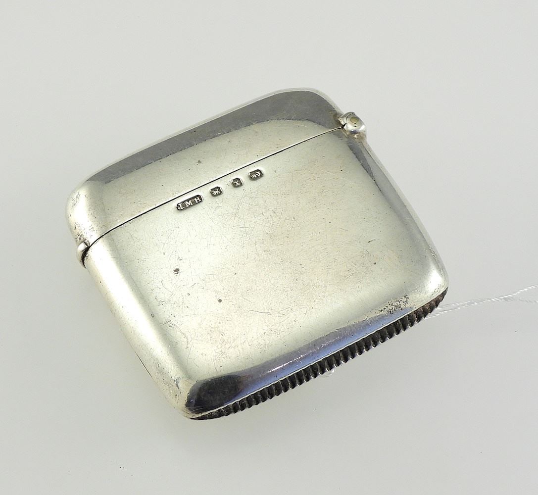 Hallmarked Silver Vesta Case, 1 7/8" h, 33.3g. (1 of 4)