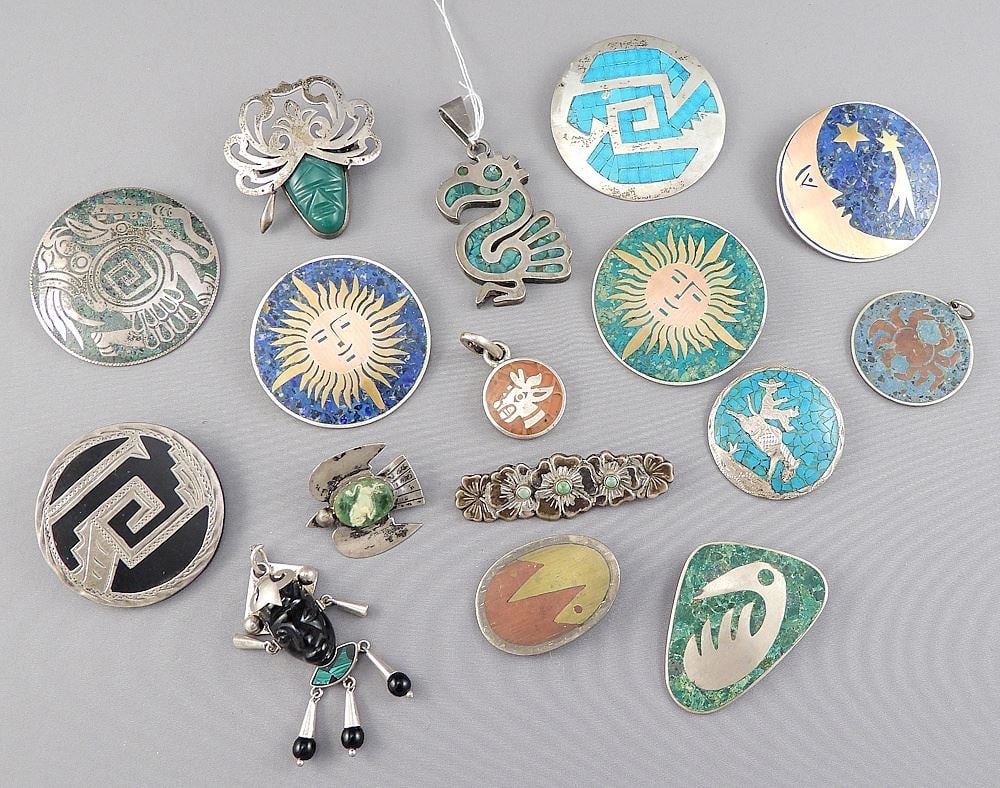 Collection of 16 Mexican Sterling Stone Inset Brooches & Pendants, TW 230g.: Collection of 16 Mexican Sterling Stone Inset Brooches & Pendants, TW 230g.