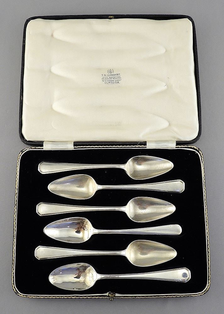 Cased Set of Six Hallmarked Silver Grapefruit Spoons, 134g. (1 of 5)