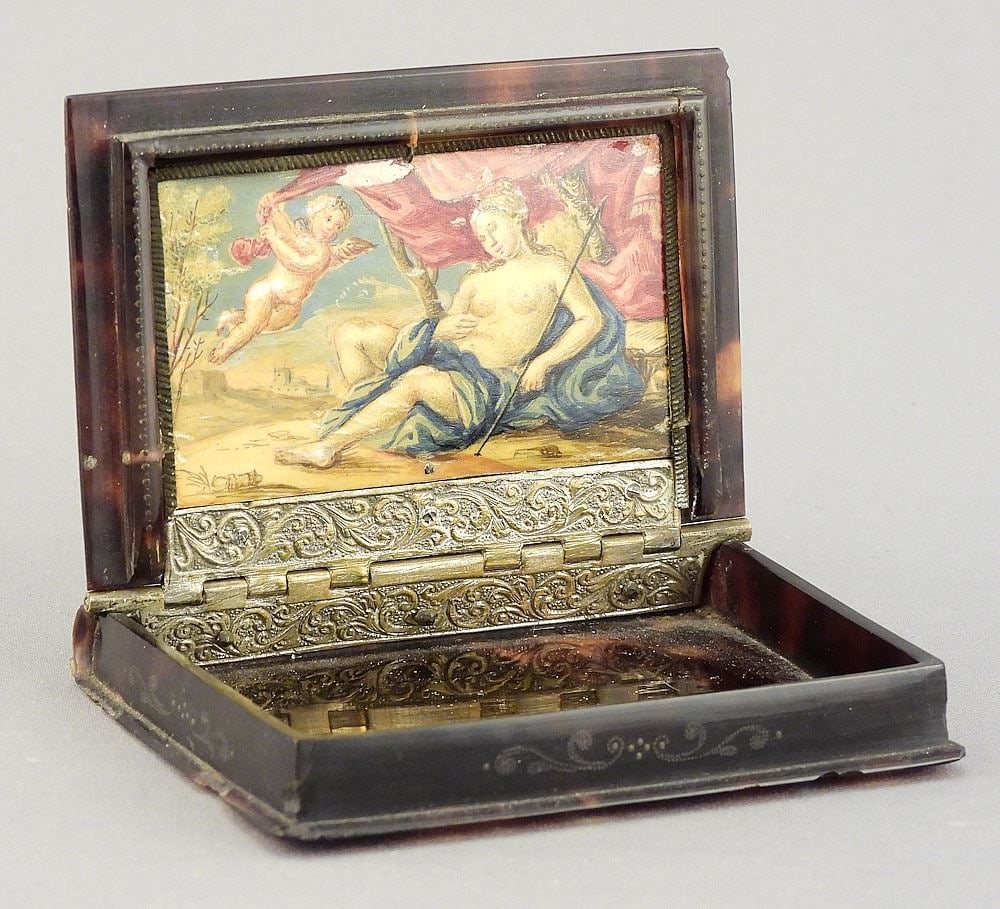 18TH C. Pique Work Tortoiseshell Book Form Box w/ Painted Interior, 3 1/8"L, CDN BIDDERS ONLY. (1 of 10)