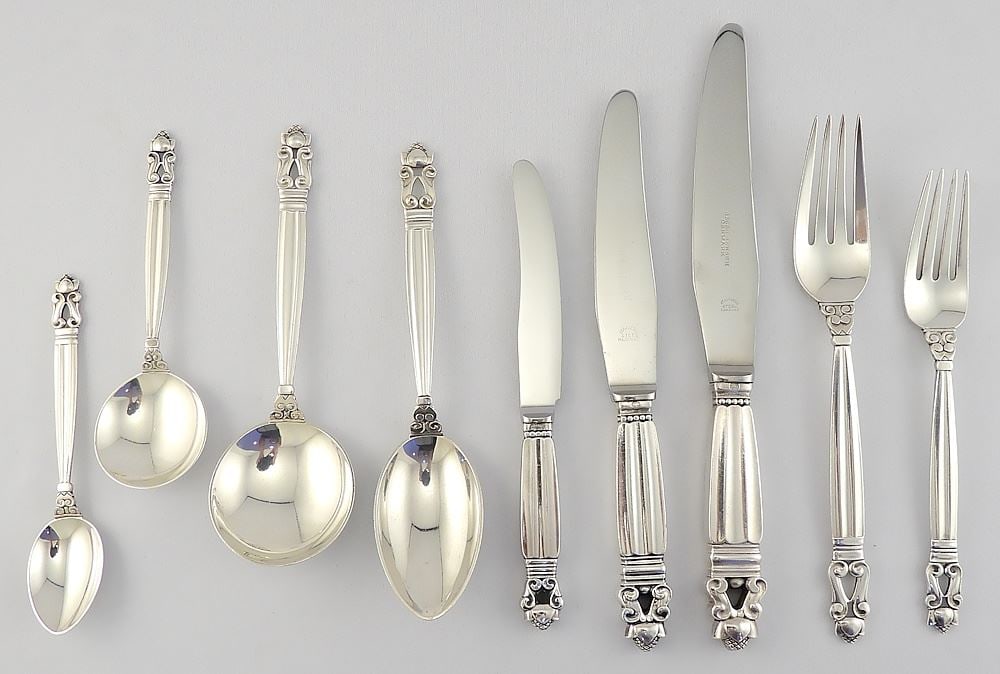 Set of Georg Jensen Denmark "Acorn" Sterling Silver Flatware, Solid Appr 2559g. Loaded 2565g. - 2