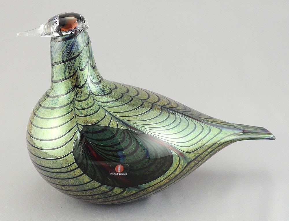 Iittala Glass Bird signed Twice Oiva Toikka Dated 23.11.1991.: Iittala Glass Bird signed Twice Oiva Toikka Dated 23.11.1991.
