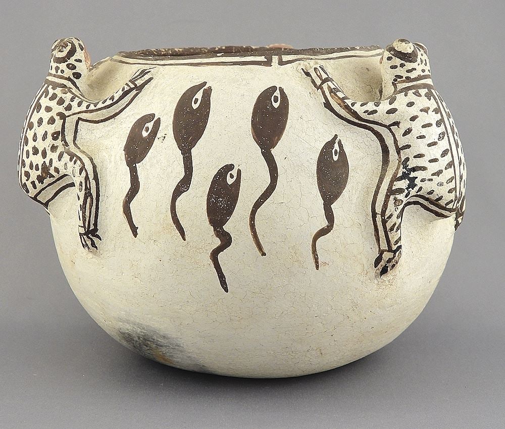 Old Zuni Pottery "Frog" Jar, 5 1/4"h (1 of 9)