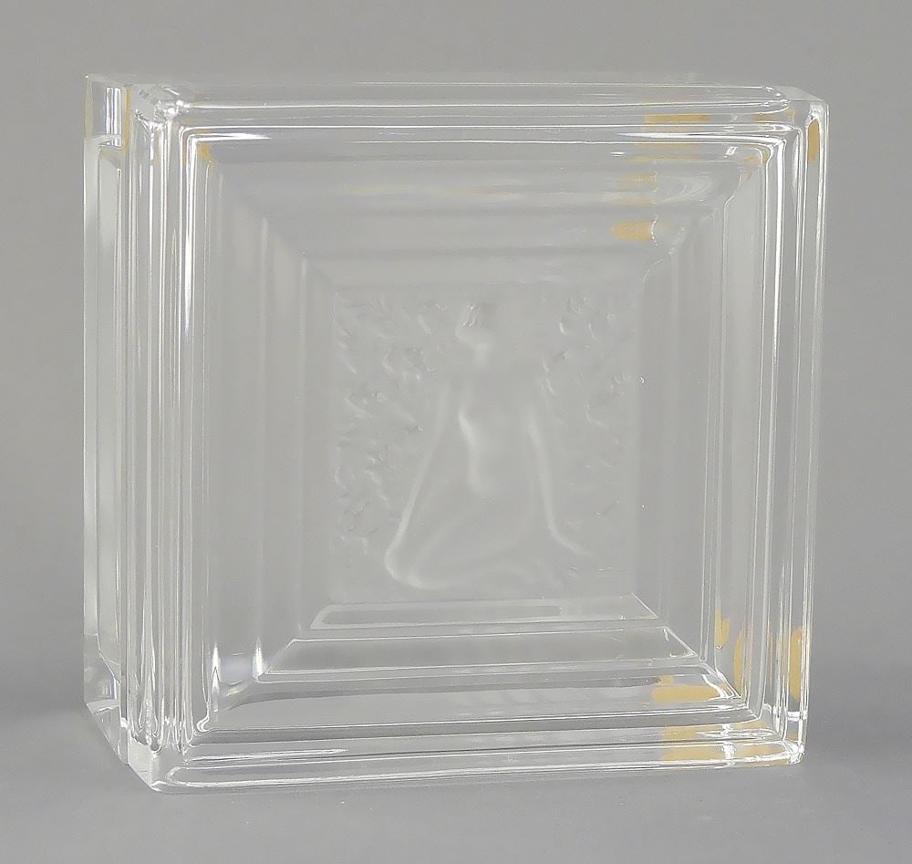 Lalique "Duncan" Box, signed, 2 1/4 x 3 3/4 x 3 3/4". (1 of 5)