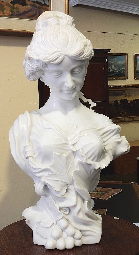 Italian Marble Bust of a Beauty, 27 1/4" (weight noted). (1 of 4)