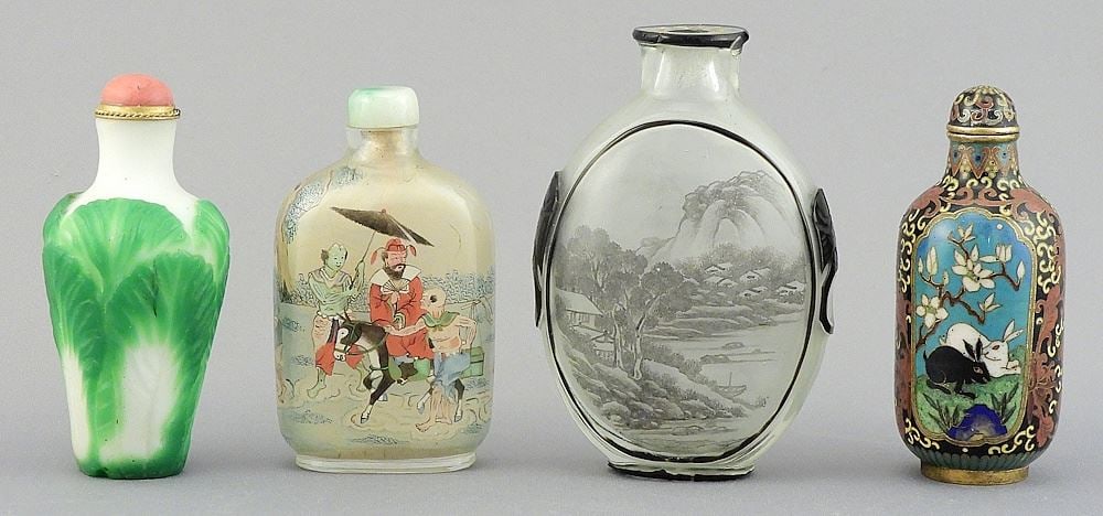 Four Chinese Snuff Bottles: Cased/ Cloisonne/Grisaille/Reverse, 2 7/8 - (1 of 3)