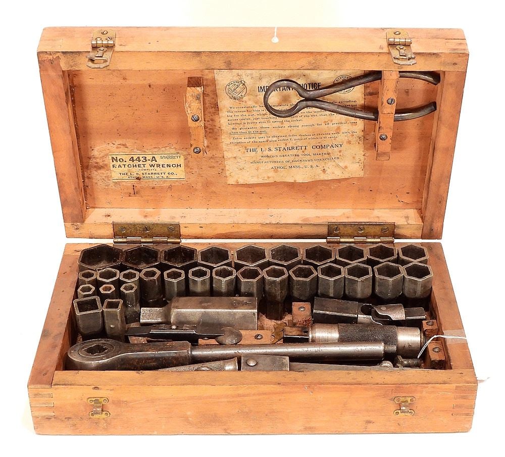 L.S. Starret Co. No. 443-A Ratchet Wrench Set in Original Box, 3 3/4 x 14 x 8 1/4". (1 of 3)