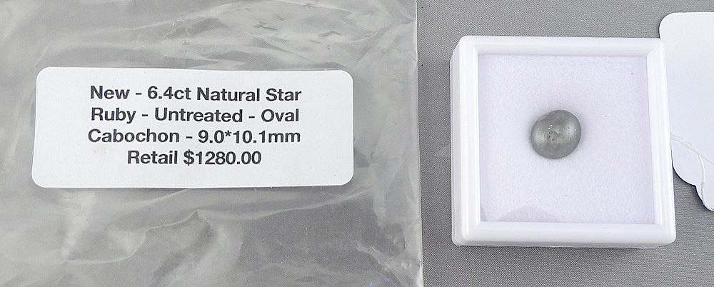 6.4ct Oval Cabochon Natural Star Ruby, 10.1mm. (1 of 3)