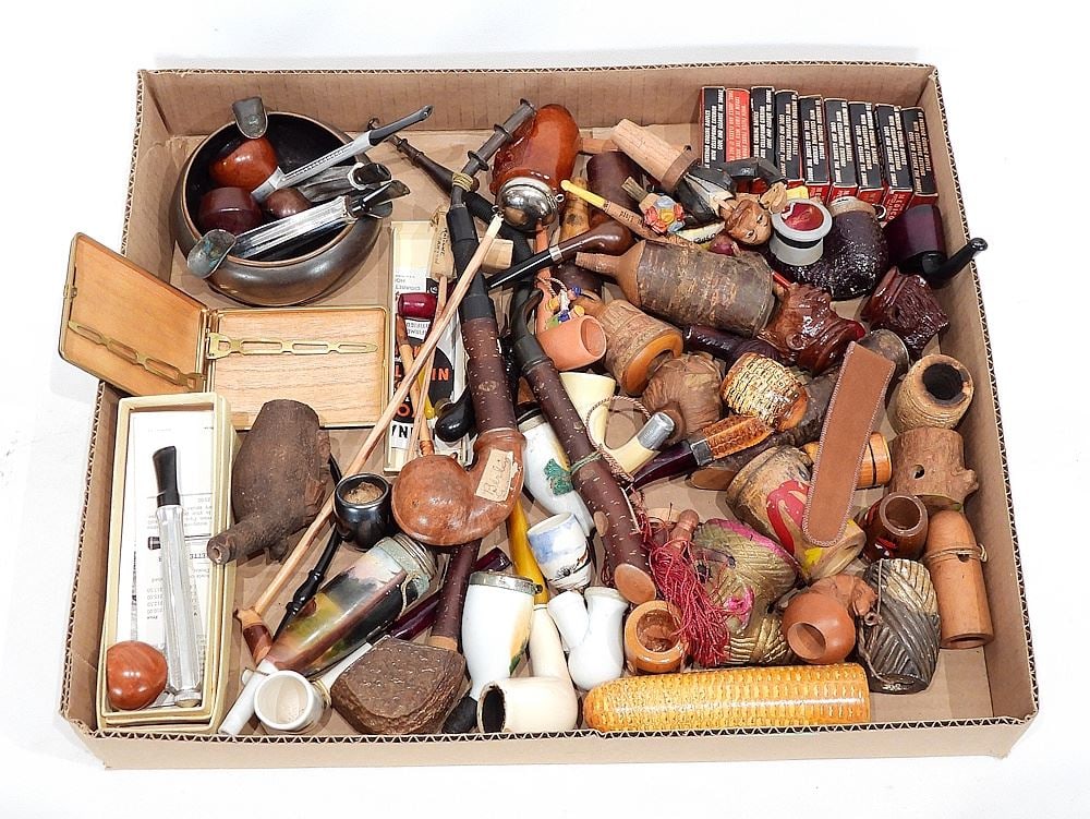 Collection of Carved Wood/Porcelain/ Novelty/Corncob Pipes/Filters & Sundries. (1 of 1)