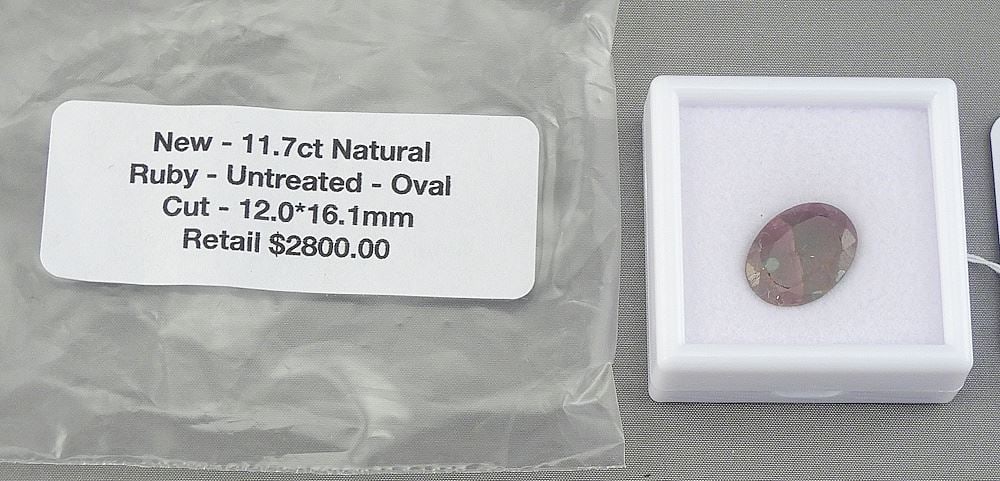 11.7ct Oval Cut Natural Ruby, 16.1mm (1 of 3)