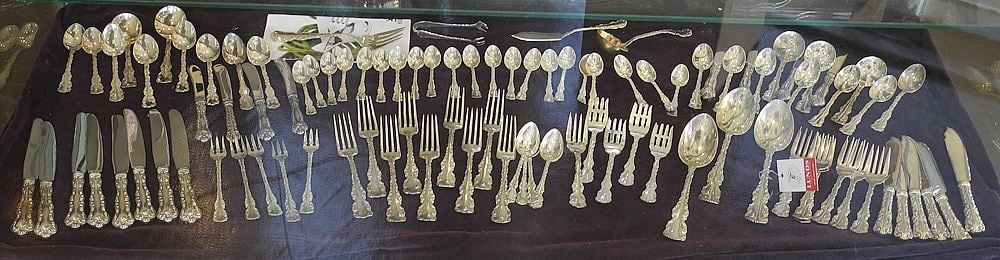 Birks Sterling Silver Flatware: Solid Approx. 2100g / Loaded Approx. 1200g.: Birks Sterling Silver Flatware: Solid Approx. 2100g / Loaded Approx. 1200g.