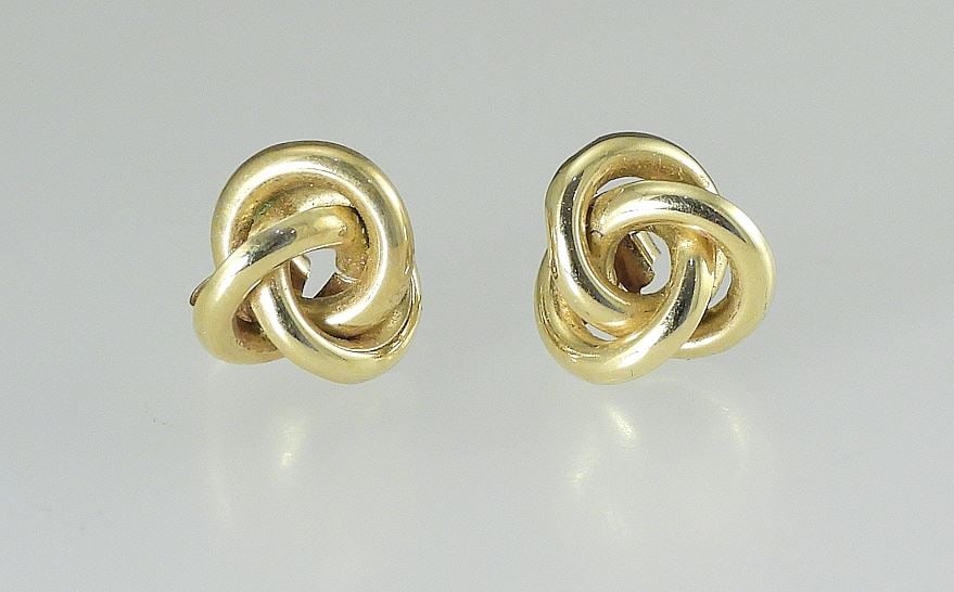 Pair of 10K Knot Style Earrings, 1.13 grams.: Pair of 10K Knot Style Earrings, 1.13 grams.