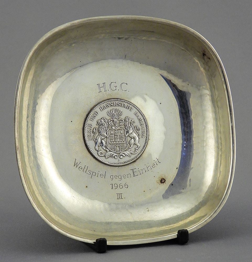 German 835 Silver Dish w/Coin Inset, 4 3/8"w, 95g.: German 835 Silver Dish w/Coin Inset, 4 3/8"w, 95g.
