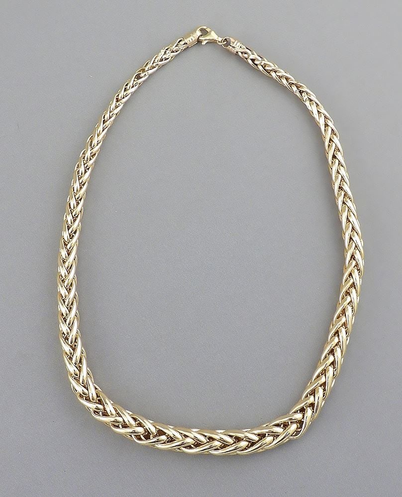 Hollow Gold Graduated Necklace Marked 14K Italy, 13.52 grams.: Hollow Gold Graduated Necklace Marked 14K Italy, 13.52 grams.