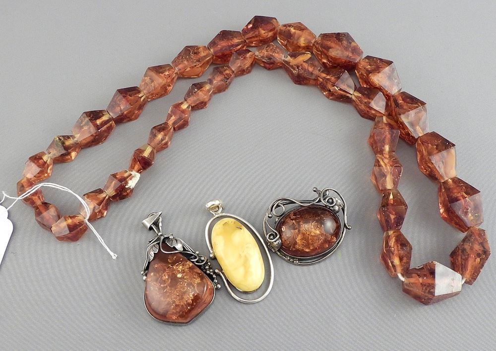 Reconstituted Amber Necklace (24"L) & Silver Mounted (925) Pendants & Brooches. (1 of 4)