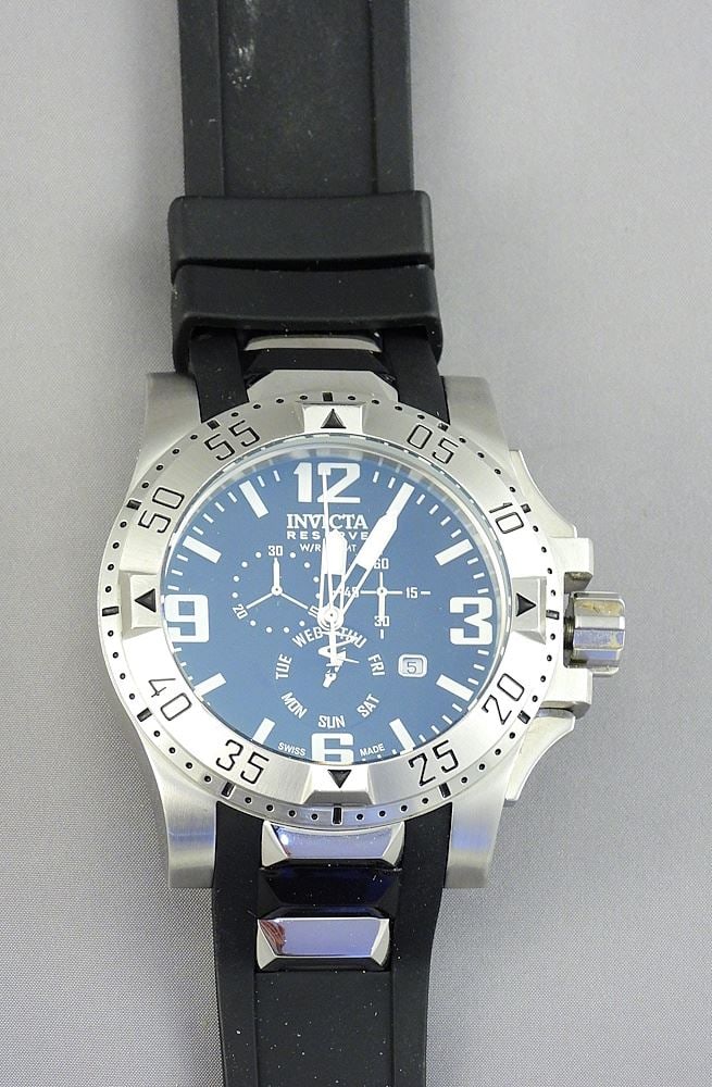 Invicta Reserve Signature Collection Gents Wristwatch.: Invicta Reserve Signature Collection Gents Wristwatch.