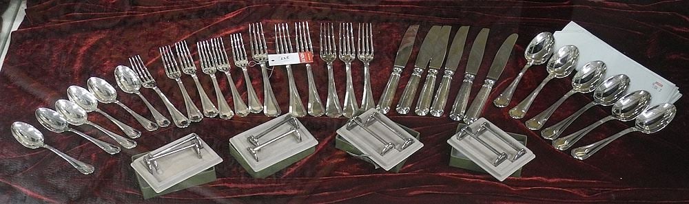 Six Place Settings Christofle "Oceana" Silver Plated Flatware w/ Knife Rests. (1 of 6)