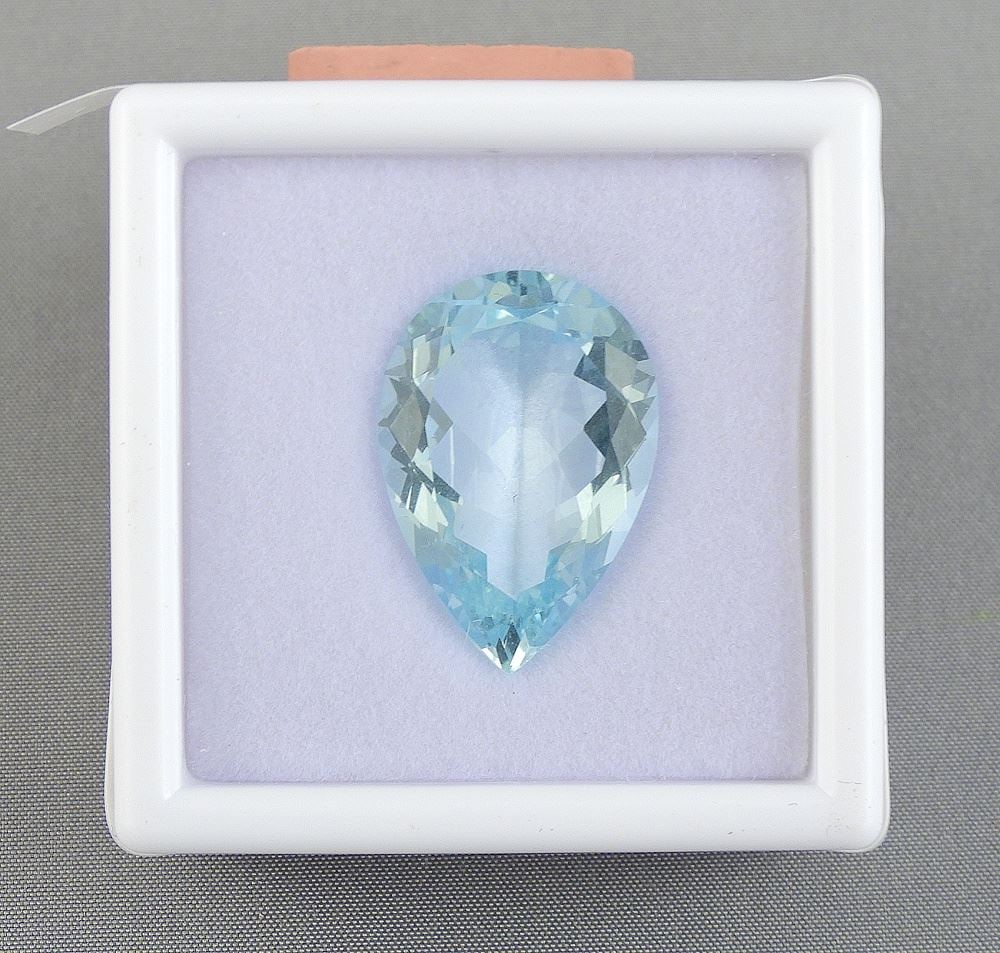 12.58ct Pear Modified Brilliant Cut Aquamarine w/Appraisal 1032.: 12.58ct Pear Modified Brilliant Cut Aquamarine w/Appraisal 1032.