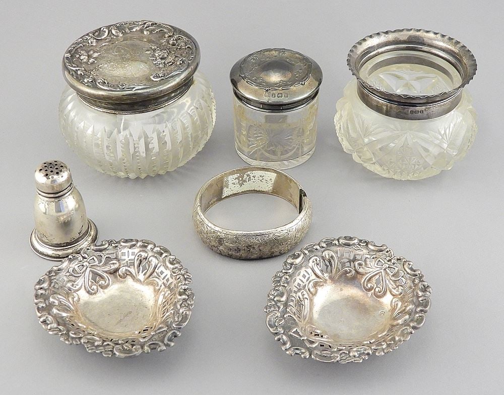 Collection of Sterling Silver Sundries, TW 135g.: Collection of Sterling Silver Sundries, TW 135g.