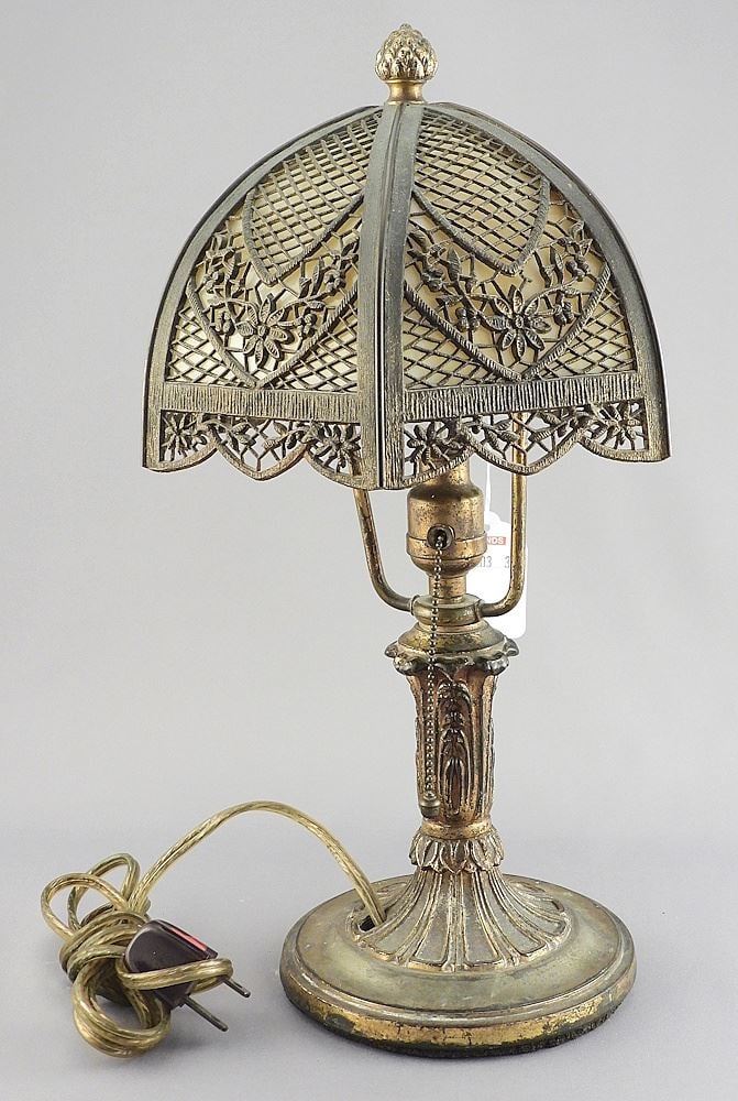 1920's Bradley & Hubbard Cast Metal Bedside Lamp w/Caramel Glass Shade. (1 of 6)