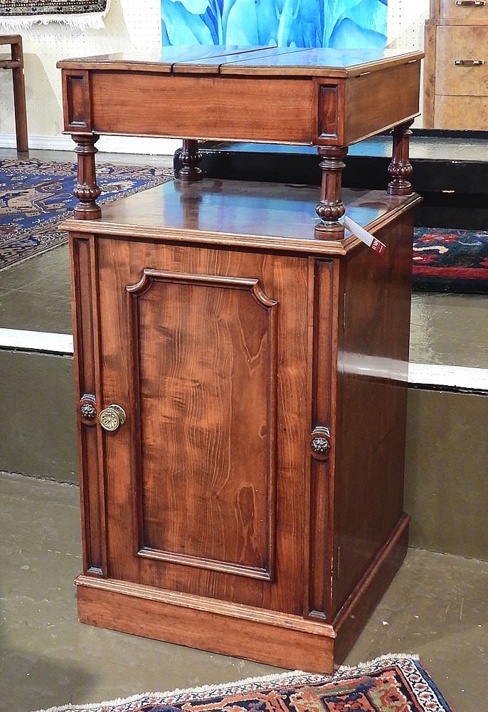 Early Victorian Mahogany Commode Stand w/Figured Interior at Top, 35 3/8 x 18 x 18". (1 of 4)