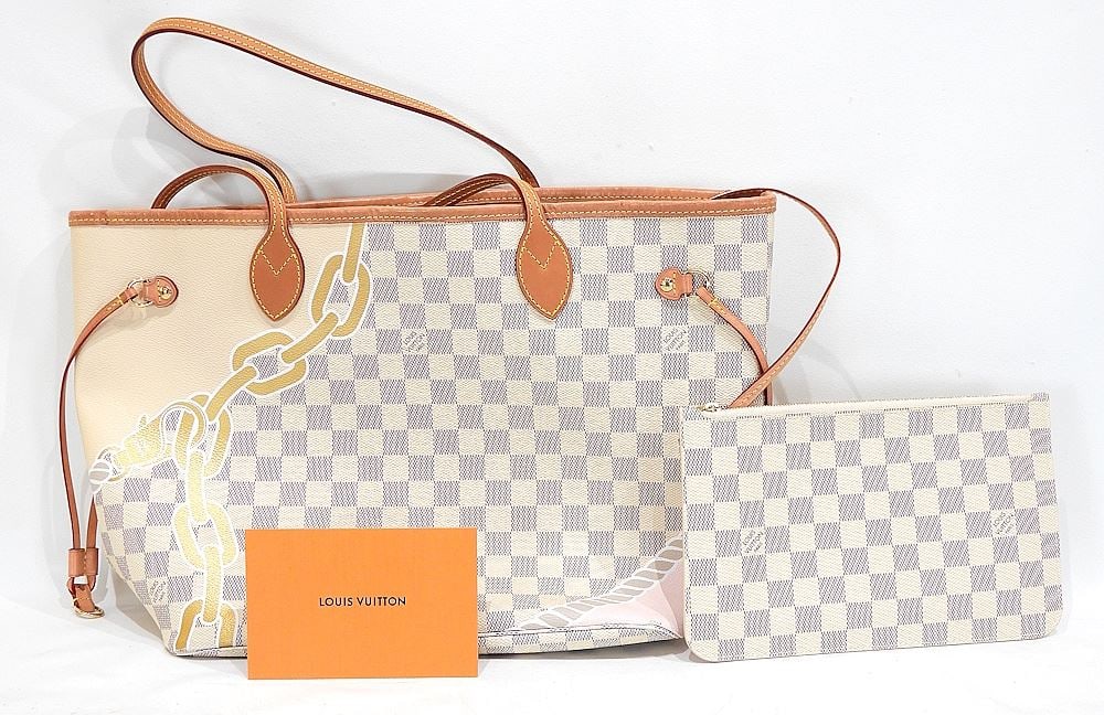 Louis Vuitton Neverfull MM w/ Pochette & Original Box w/Digital Invoice.: Louis Vuitton Neverfull MM w/ Pochette & Original Box w/Digital Invoice.