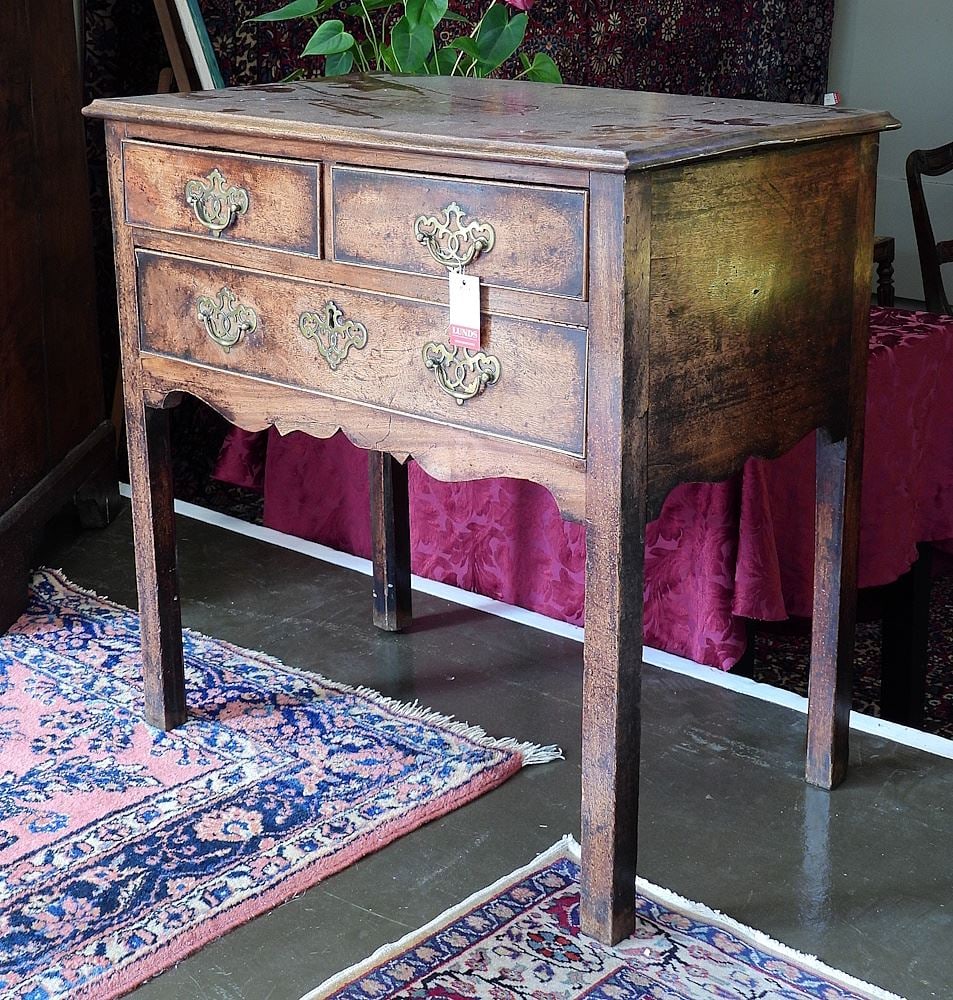 18th C. English Oak 3 Drawer Low Boy , 30 1/4 x 30 1/2 x 18 1/2". (1 of 3)