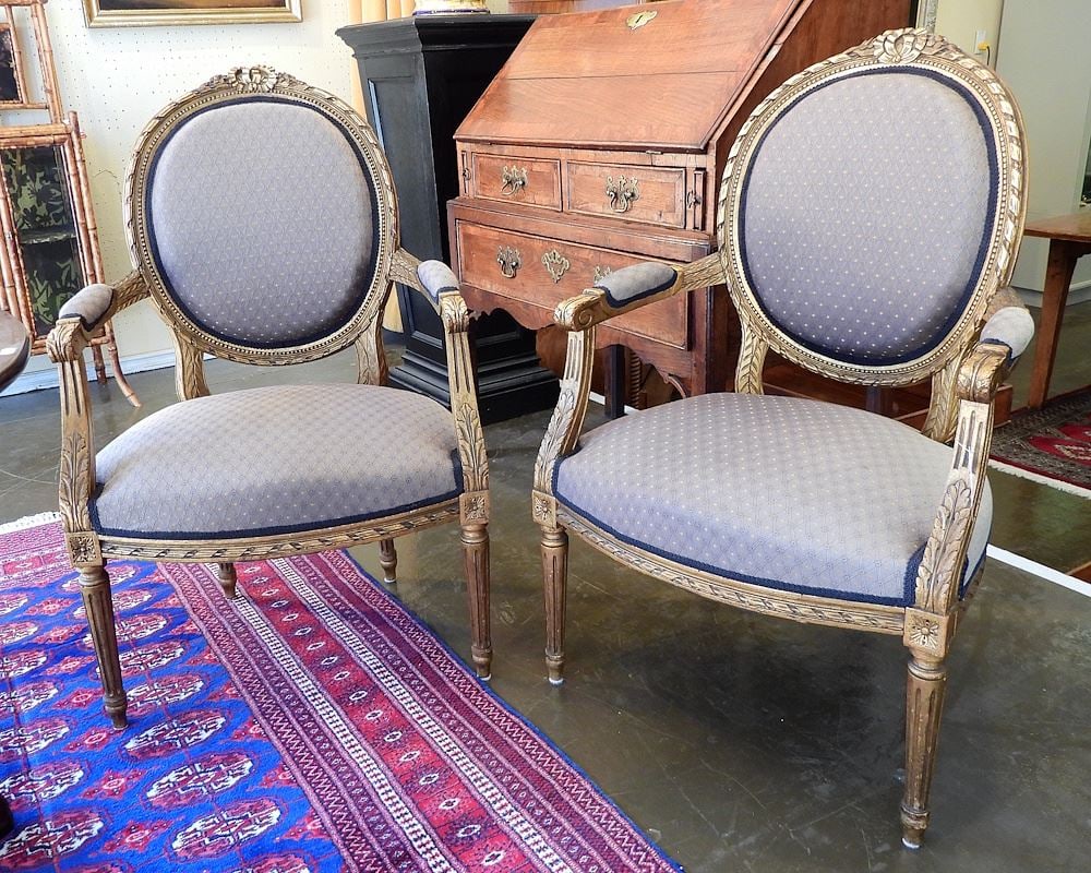 Pair of Louis XVI Style Giltwood Fauteuil Armchairs. (1 of 5)